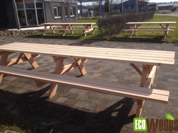 Grote picknicktafel Grote picknicktafel